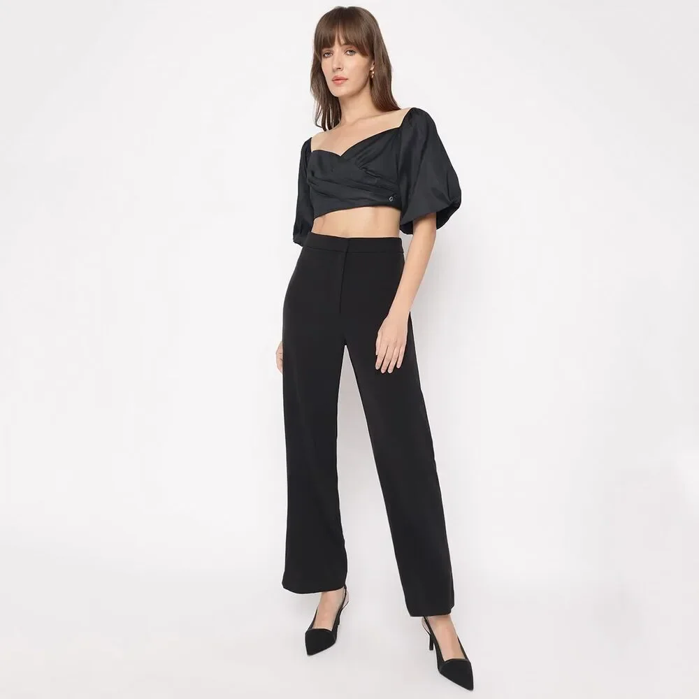 Guess Women's Off Shoulder Cropped Jun Shirt Jet Black Medium NWT - Picture 3 of 10